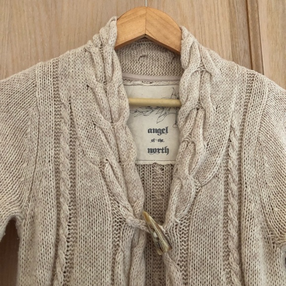 Anthropologie: Like New! Toggle button sweatercoat - Picture 2 of 8
